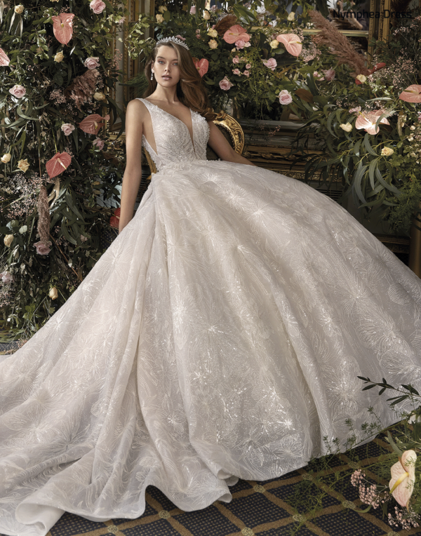 Robe de Mariée Demetrios Platinium Style DP490 by Nymphea Dress – Image 3